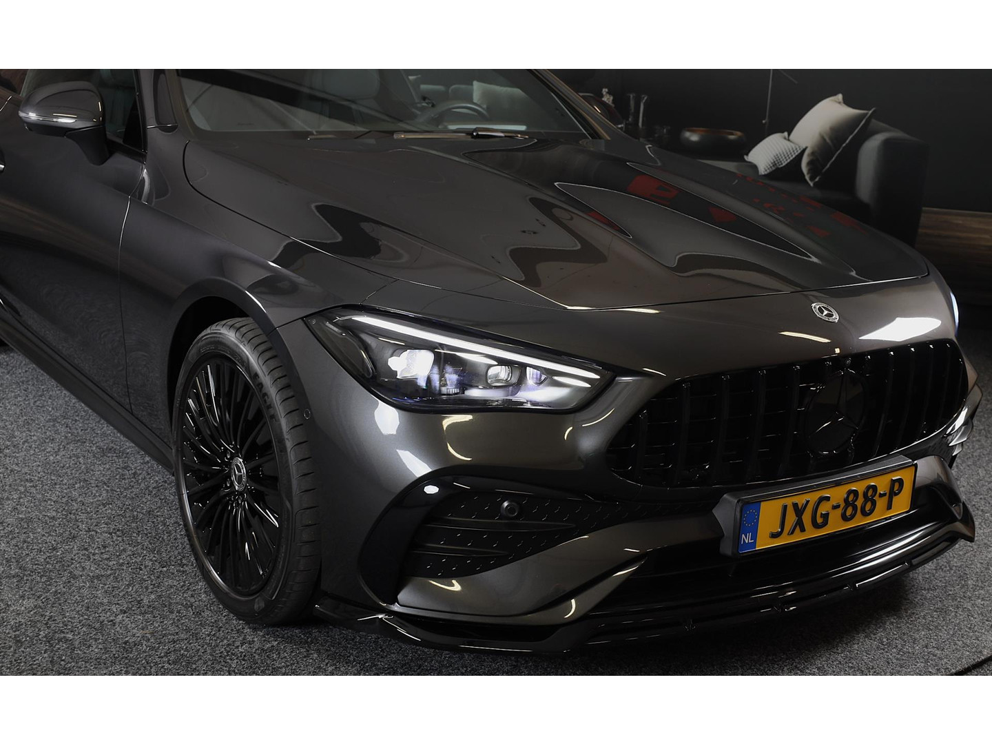 Mercedes-Benz Mercedes-Benz