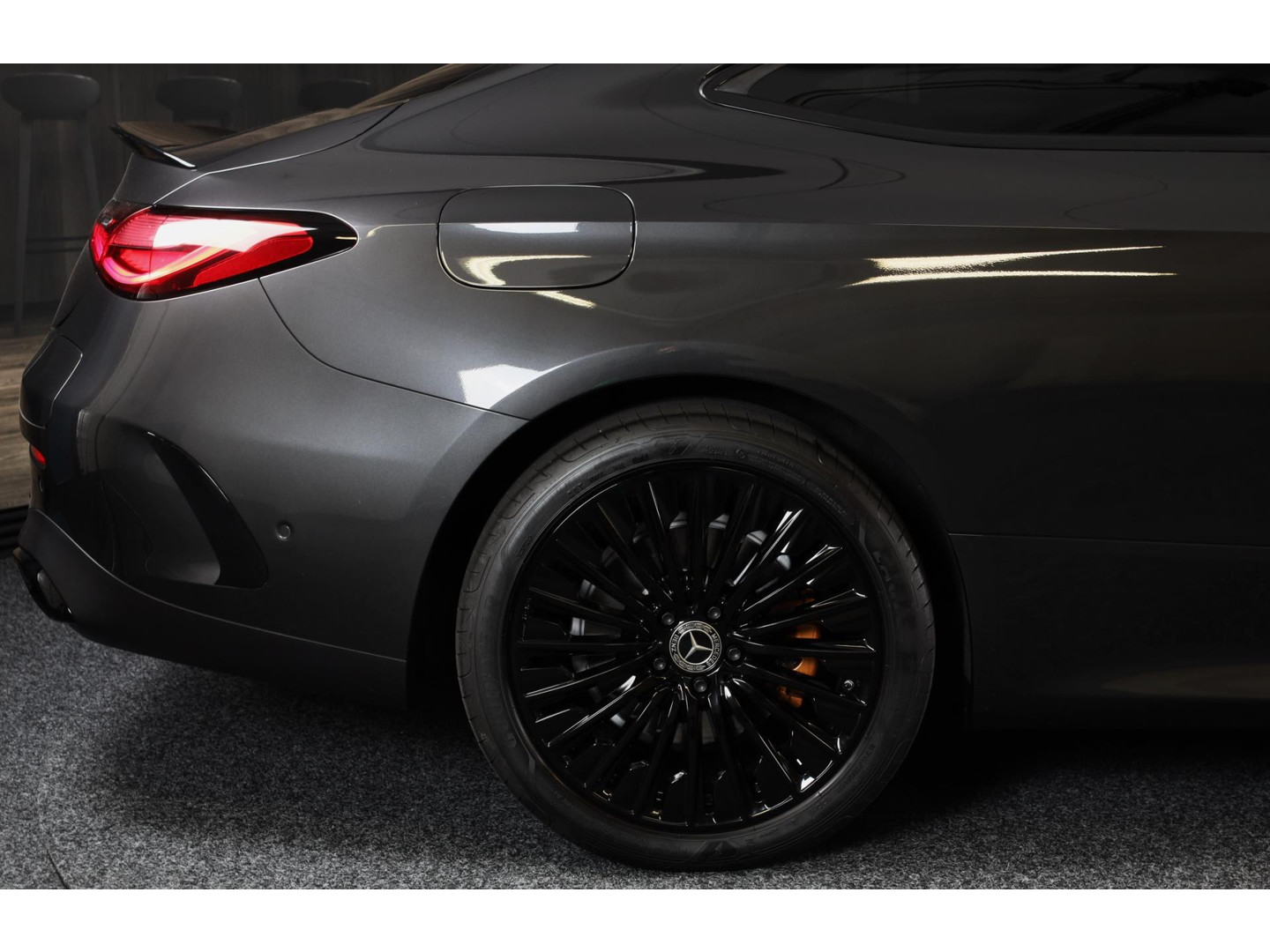 Mercedes-Benz Mercedes-Benz