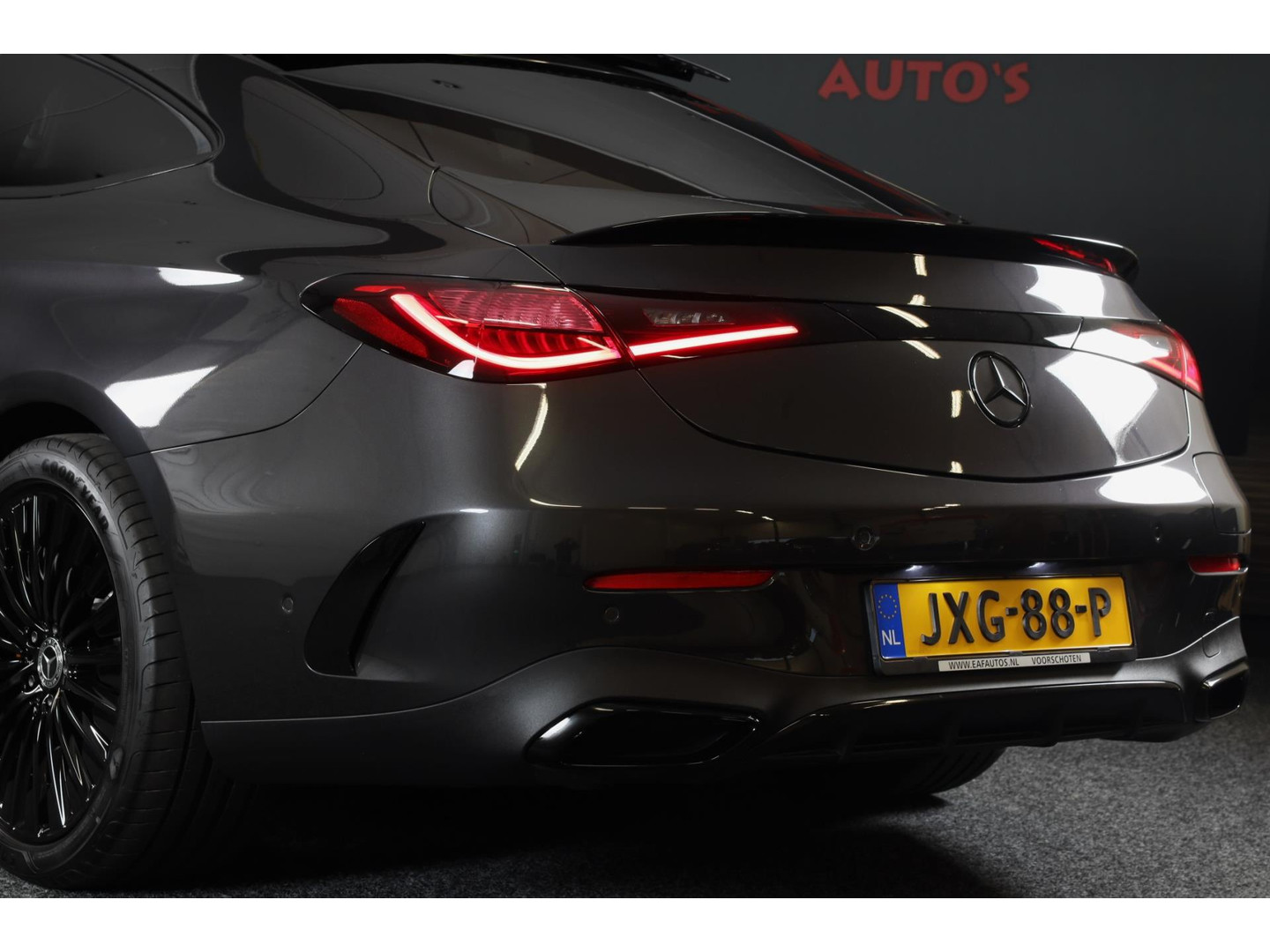 Mercedes-Benz Mercedes-Benz