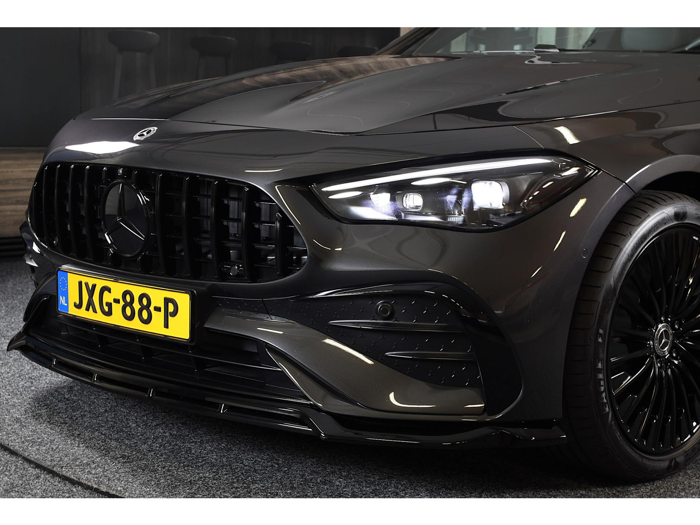 Mercedes-Benz Mercedes-Benz