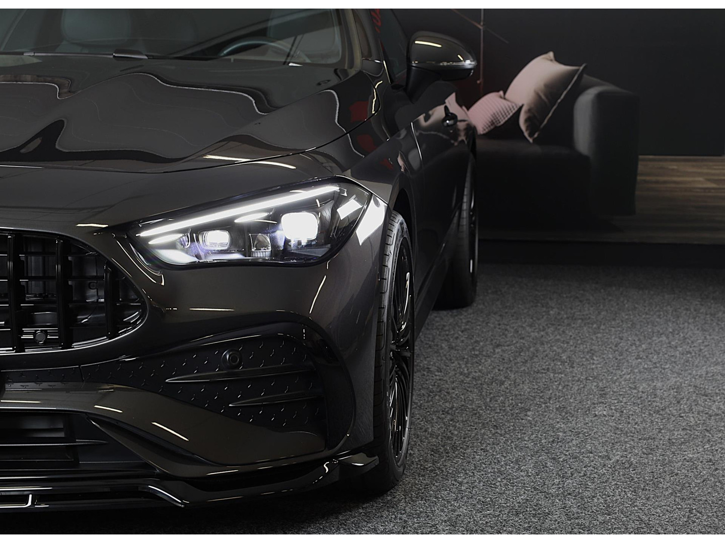 Mercedes-Benz Mercedes-Benz