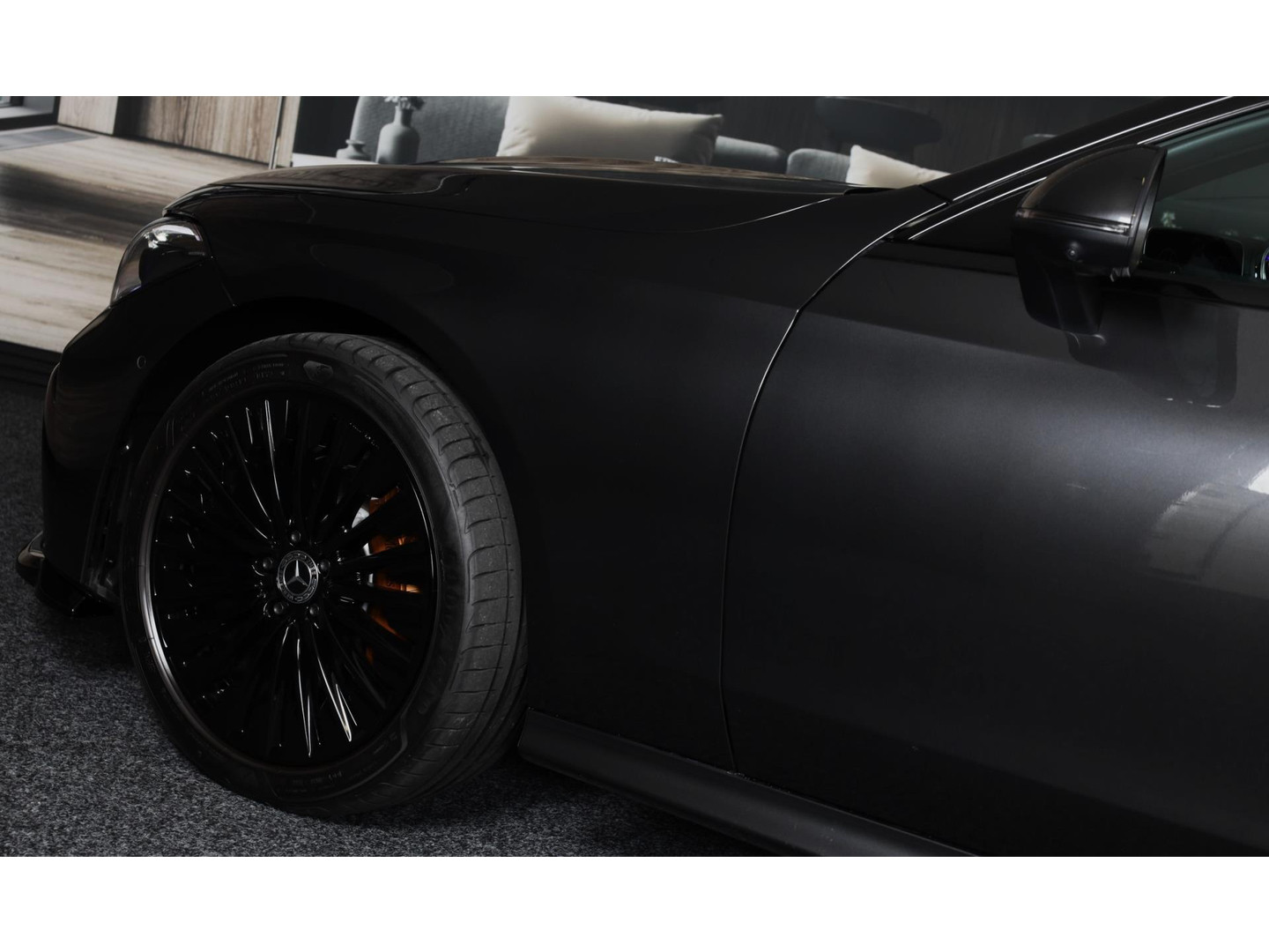 Mercedes-Benz Mercedes-Benz