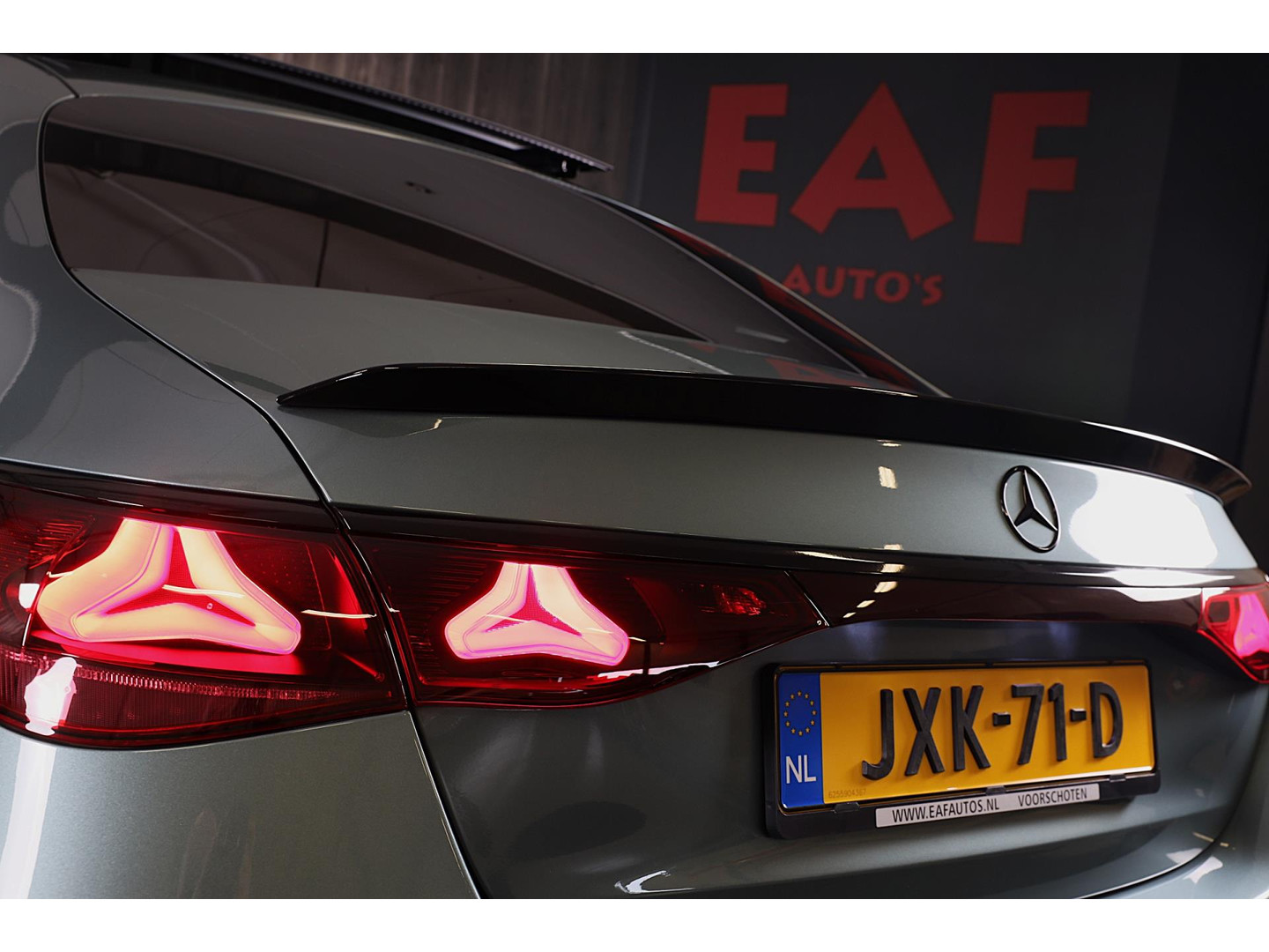 Mercedes-Benz Mercedes-Benz