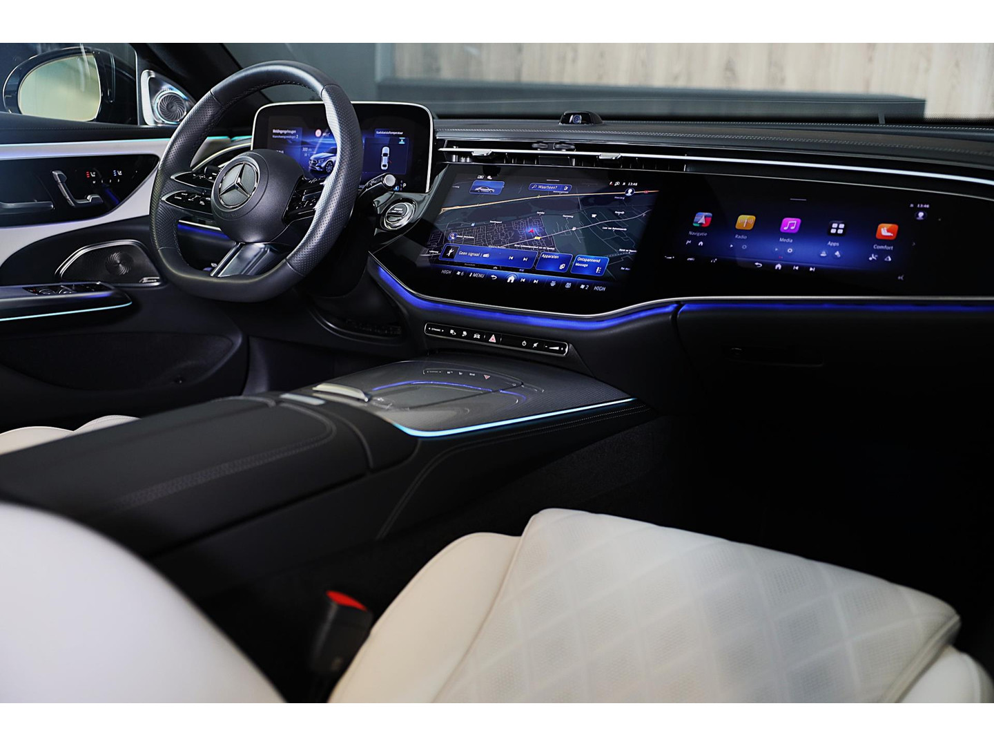 Mercedes-Benz Mercedes-Benz