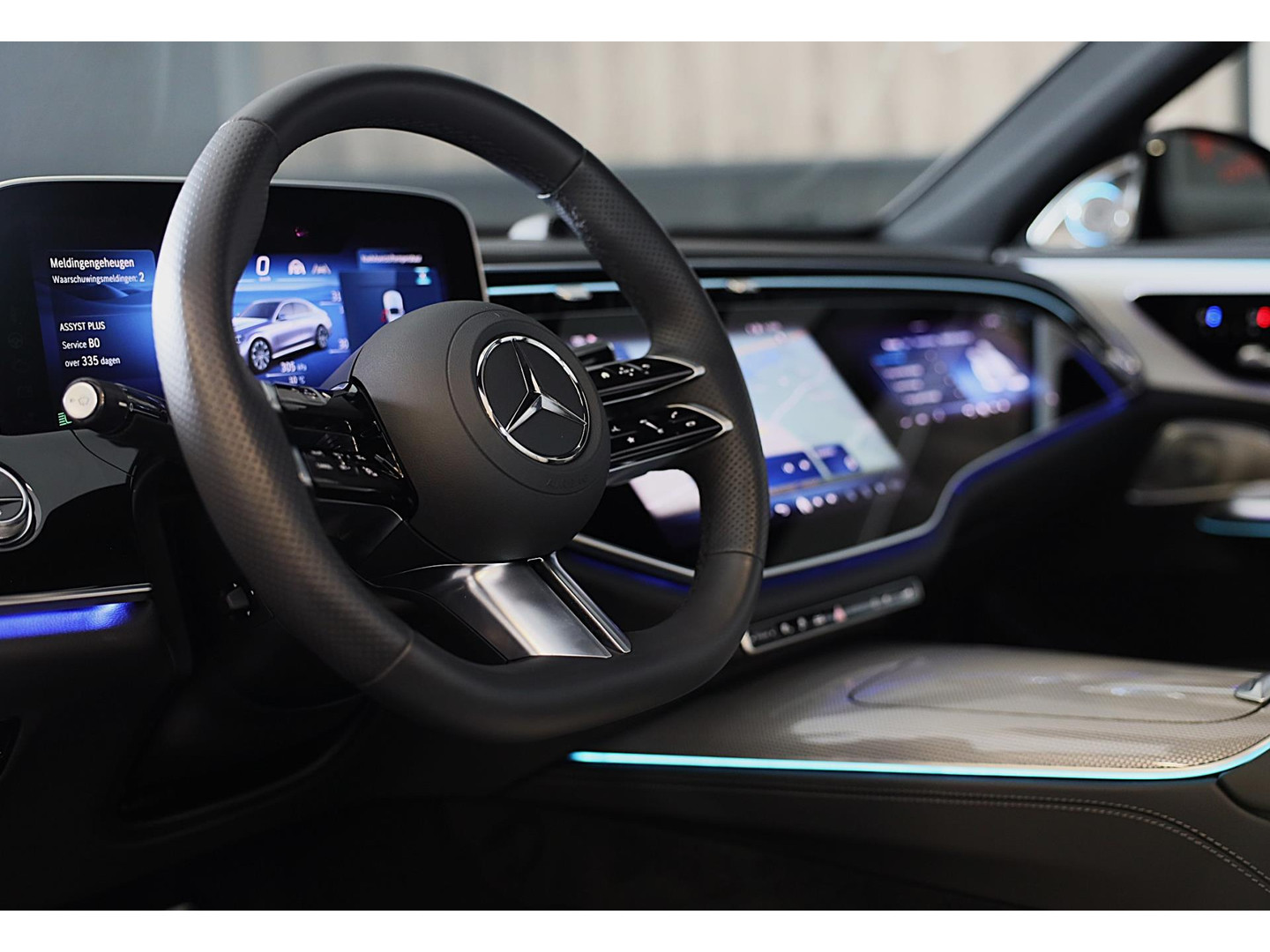 Mercedes-Benz Mercedes-Benz