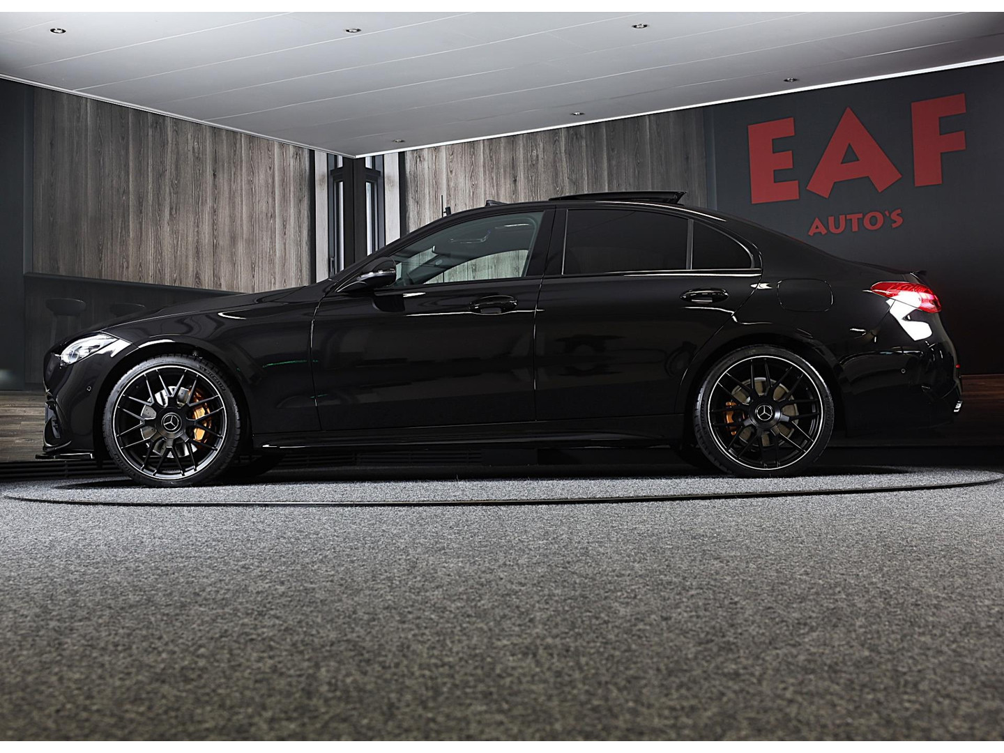 Mercedes-Benz Mercedes-Benz