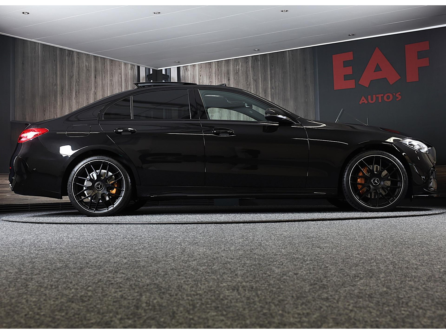 Mercedes-Benz Mercedes-Benz