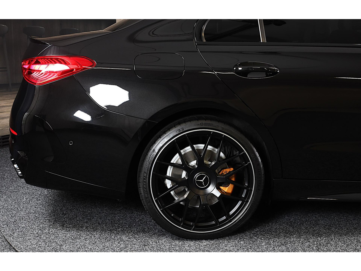 Mercedes-Benz Mercedes-Benz