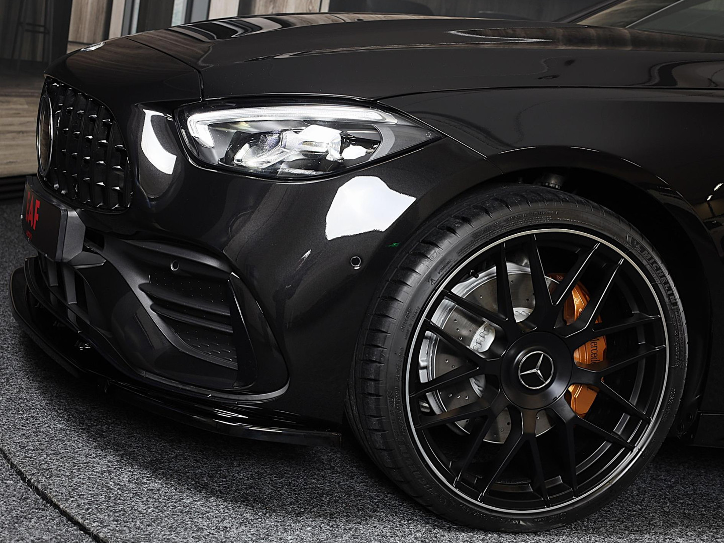 Mercedes-Benz Mercedes-Benz