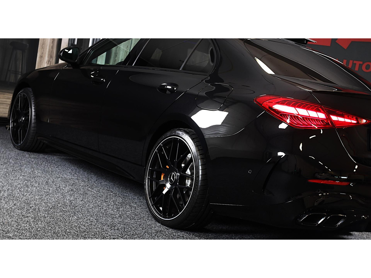 Mercedes-Benz Mercedes-Benz