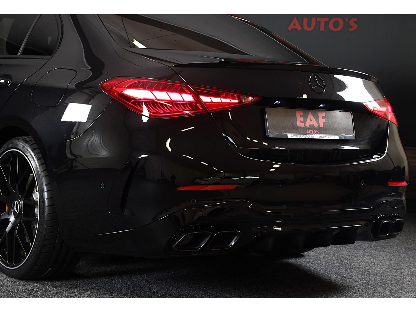 Mercedes-Benz Mercedes-Benz