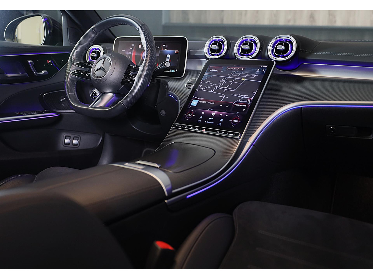 Mercedes-Benz Mercedes-Benz