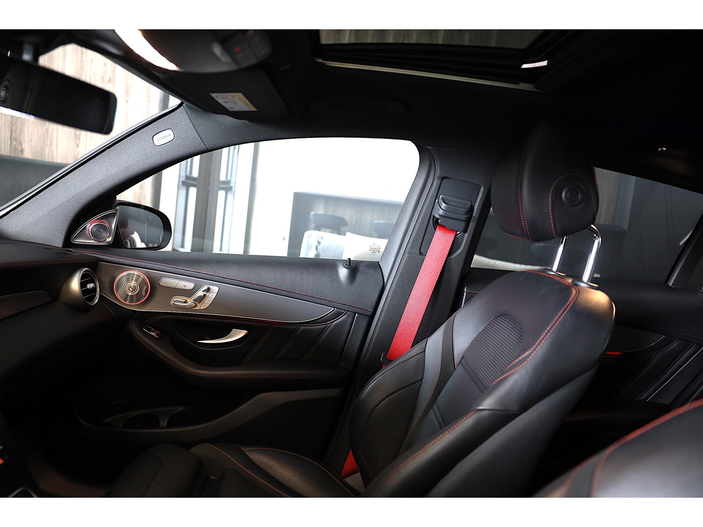 Mercedes-Benz Mercedes-Benz