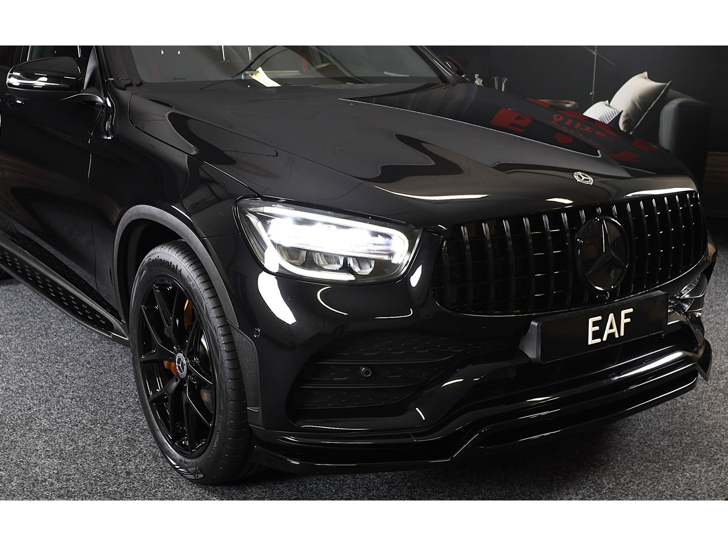 Mercedes-Benz Mercedes-Benz