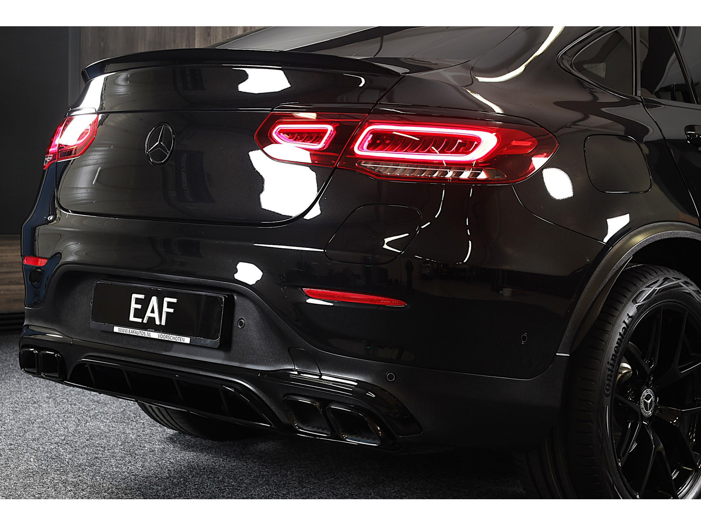 Mercedes-Benz Mercedes-Benz