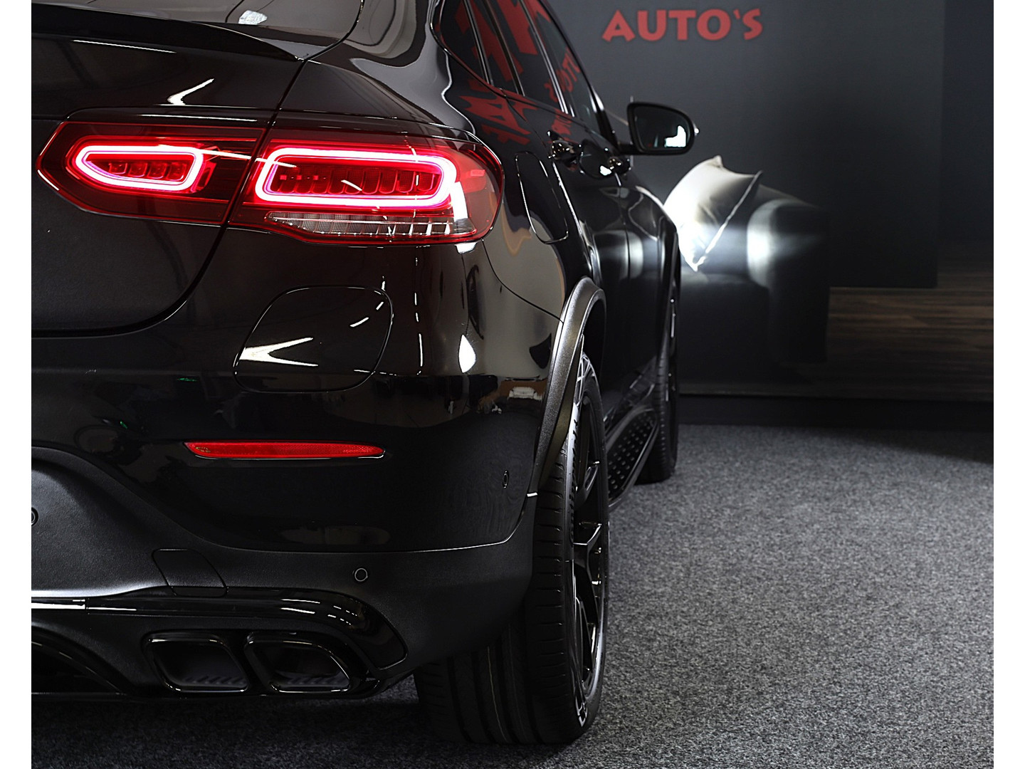 Mercedes-Benz Mercedes-Benz