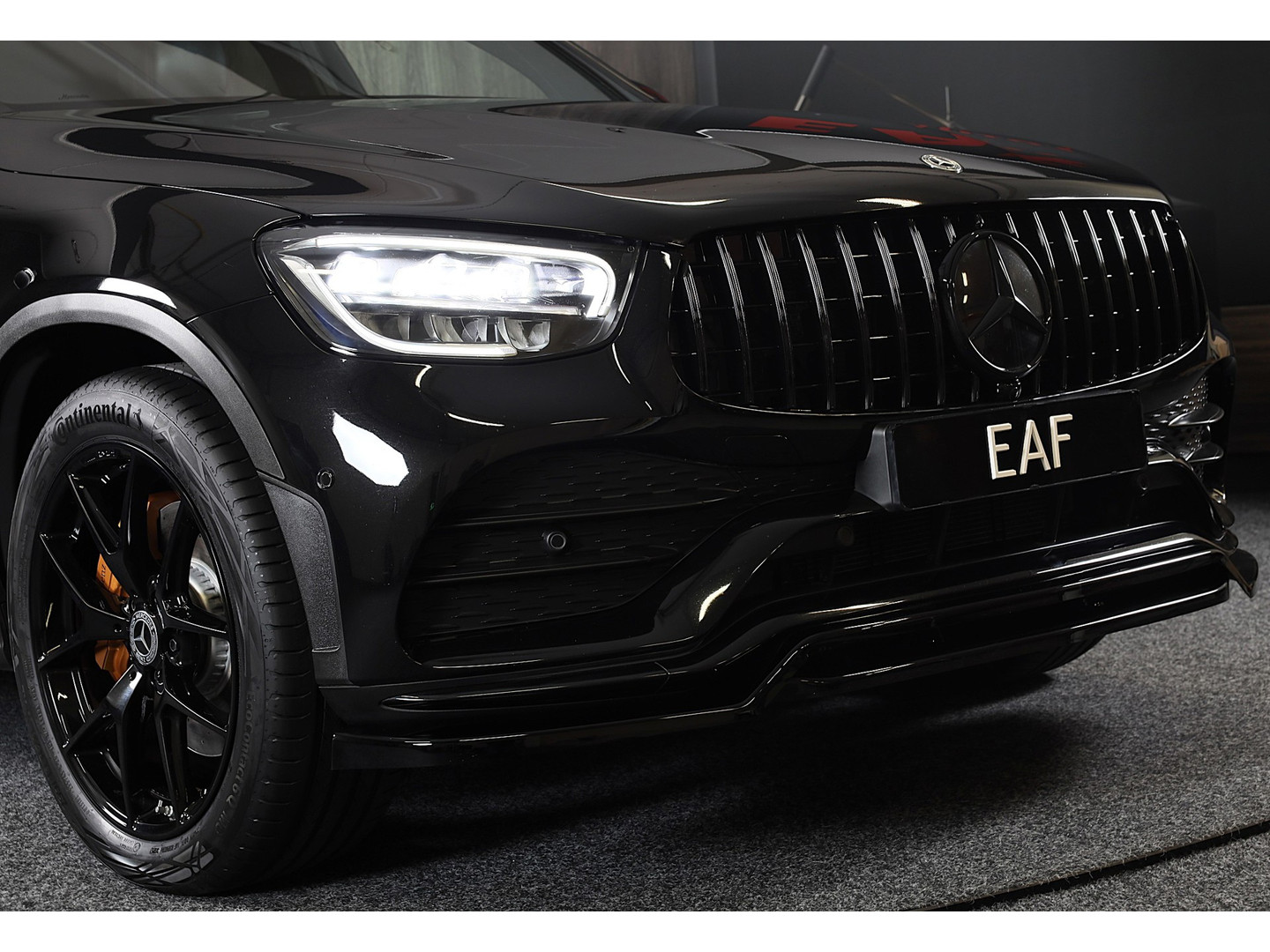 Mercedes-Benz Mercedes-Benz