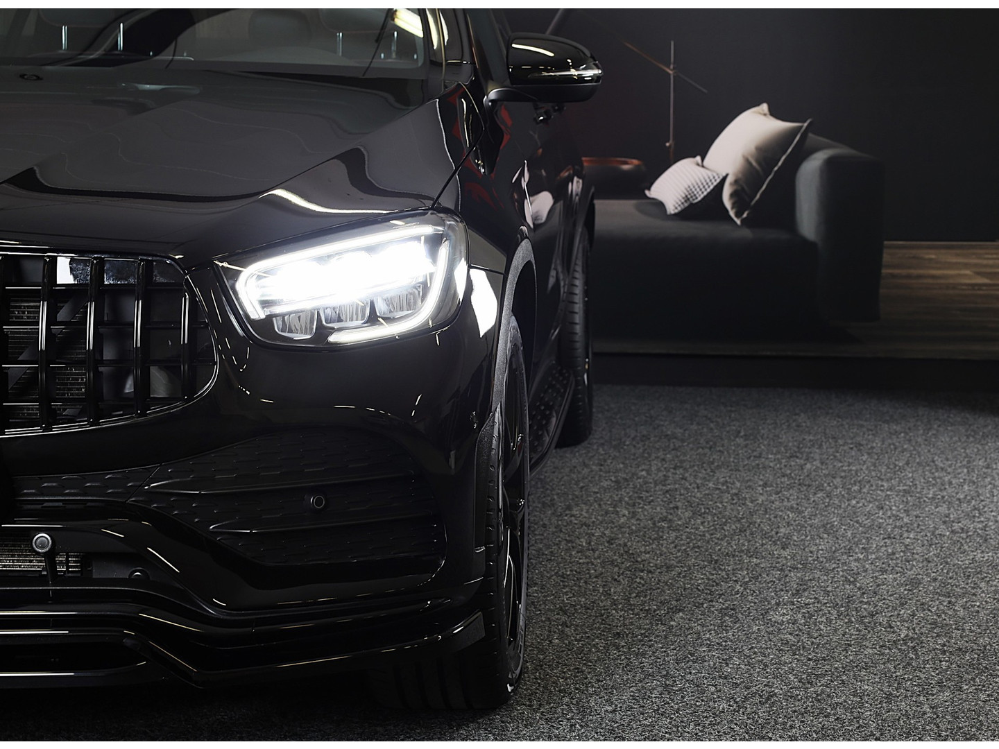 Mercedes-Benz Mercedes-Benz