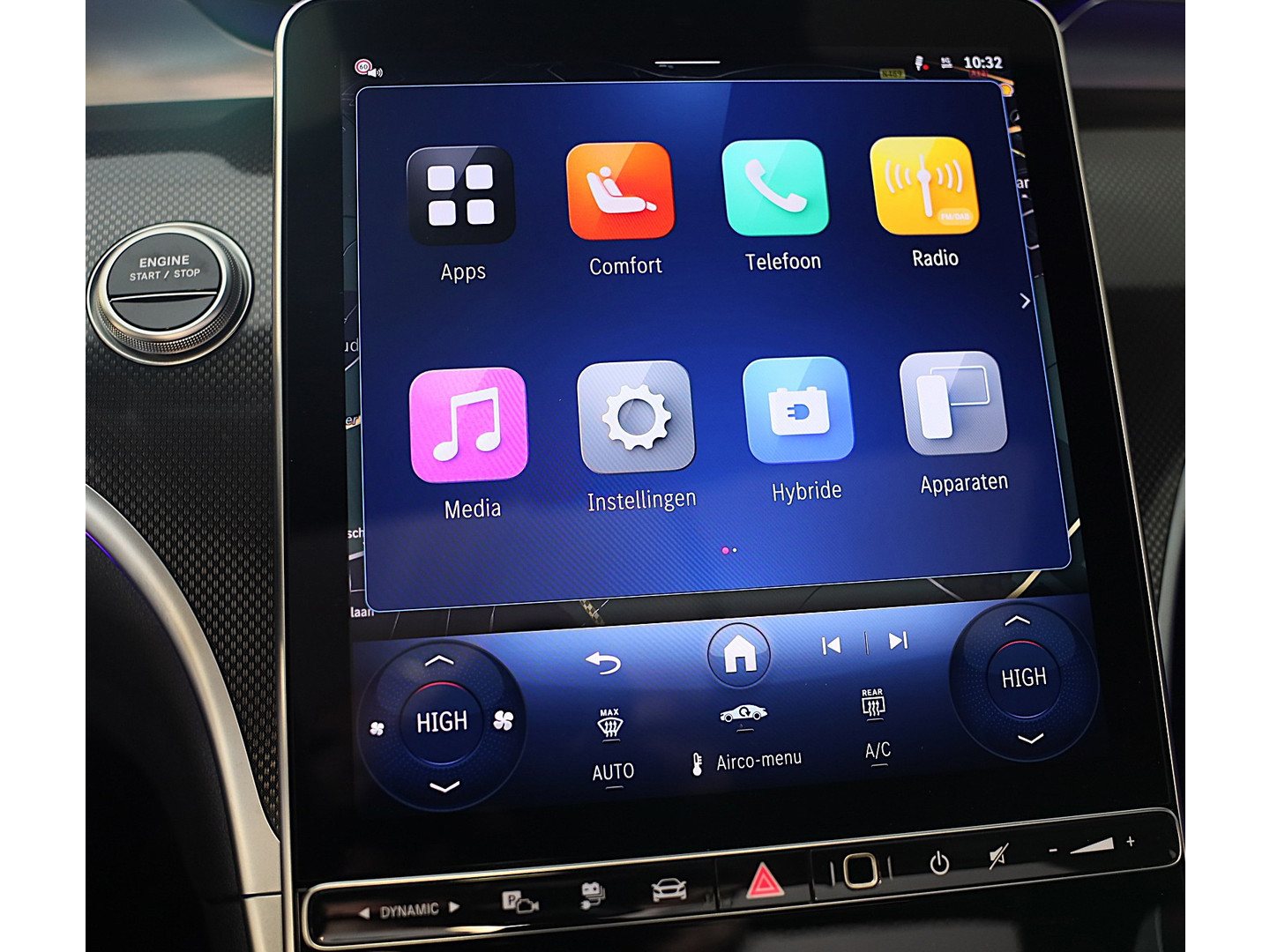 Mercedes-Benz Mercedes-Benz