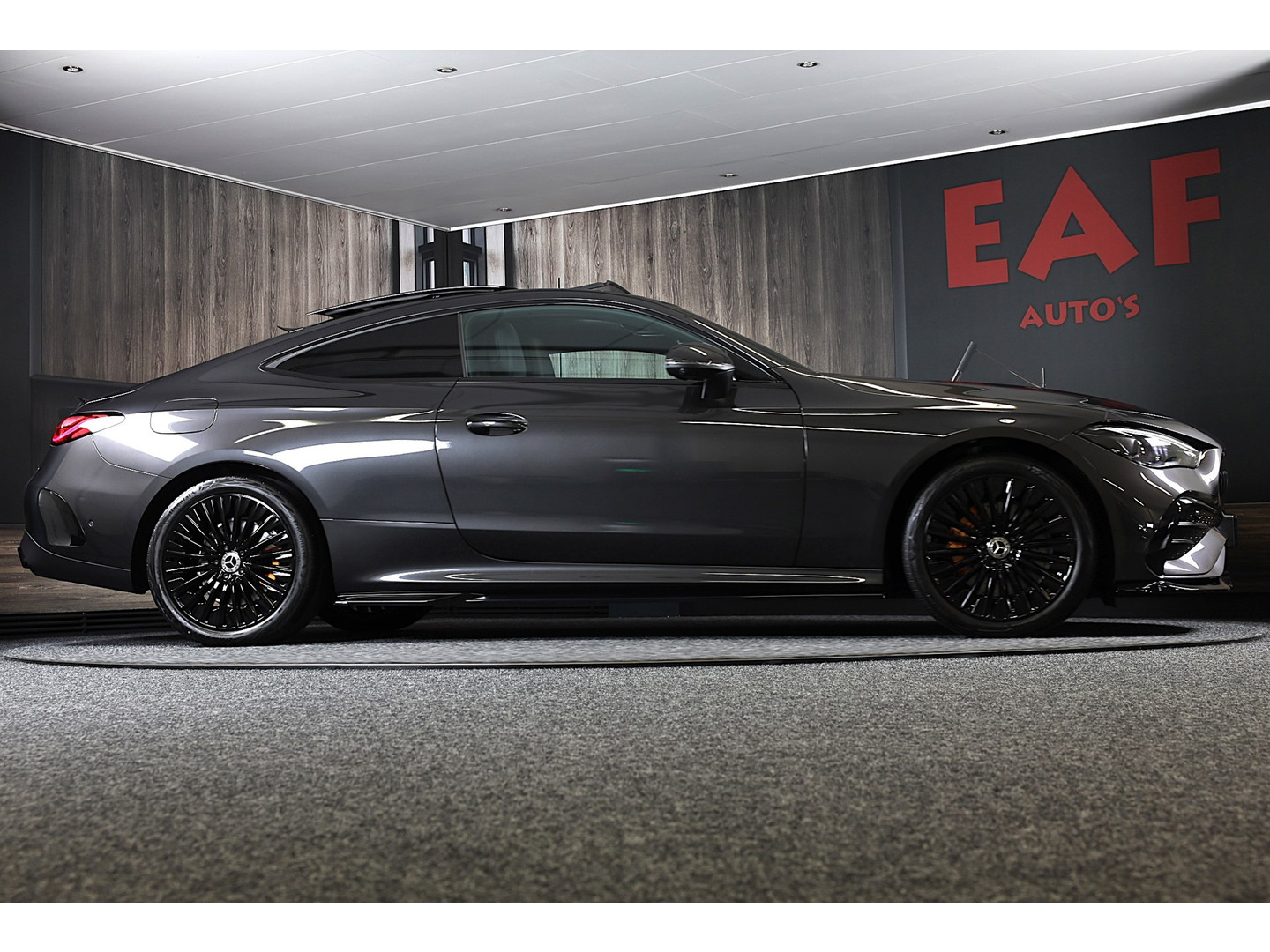 Mercedes-Benz Mercedes-Benz