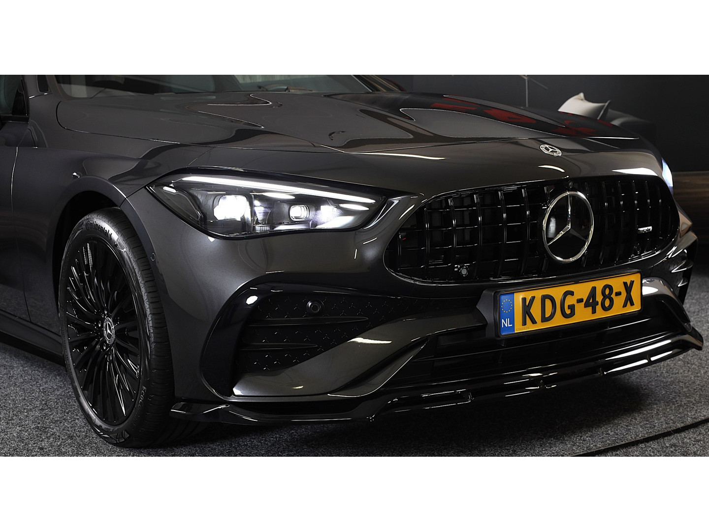 Mercedes-Benz Mercedes-Benz