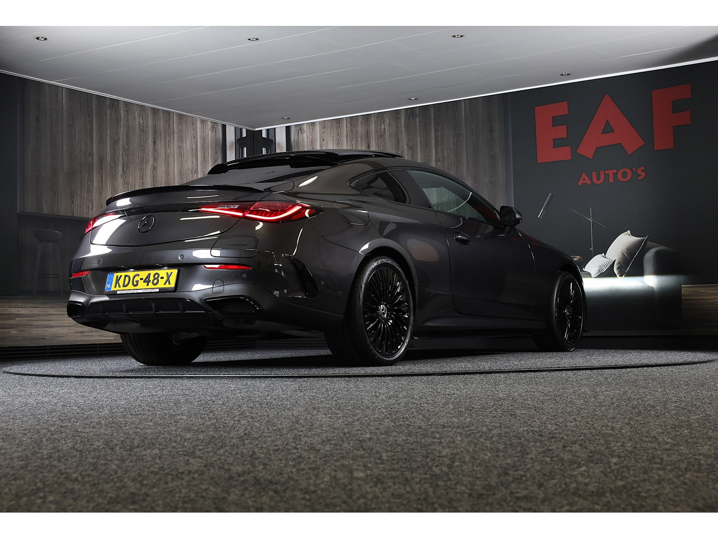 Mercedes-Benz Mercedes-Benz