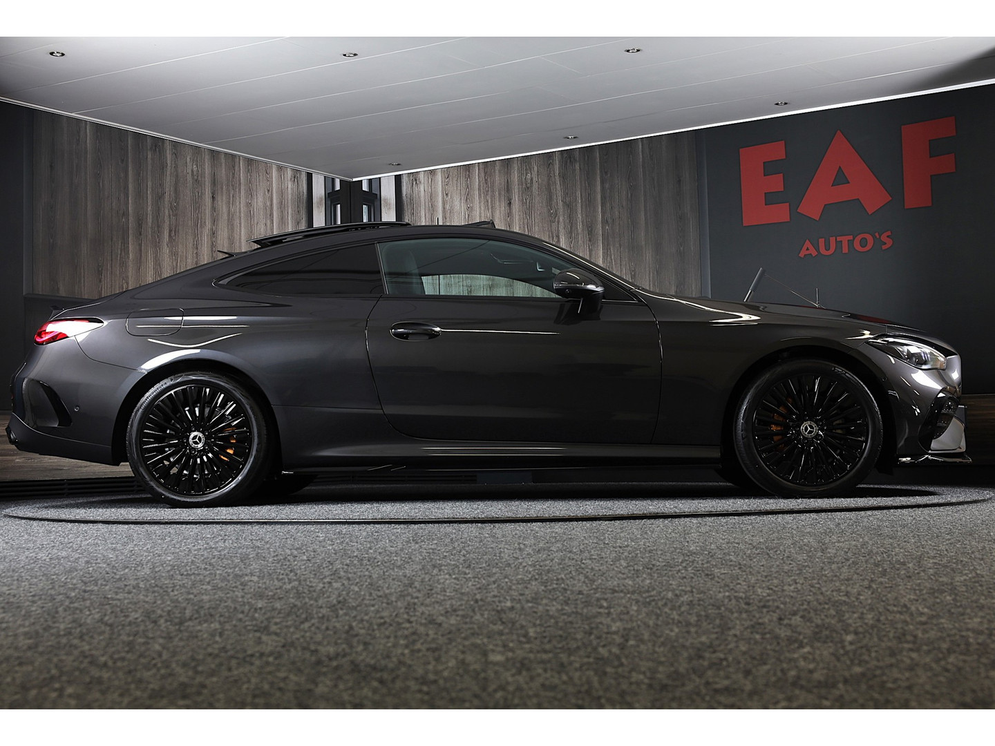 Mercedes-Benz Mercedes-Benz