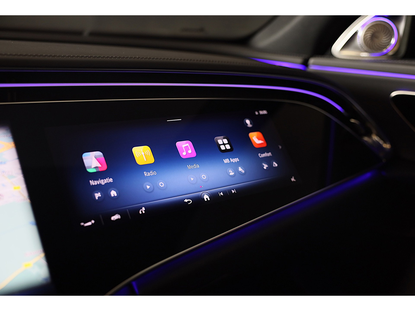 Mercedes-Benz Mercedes-Benz