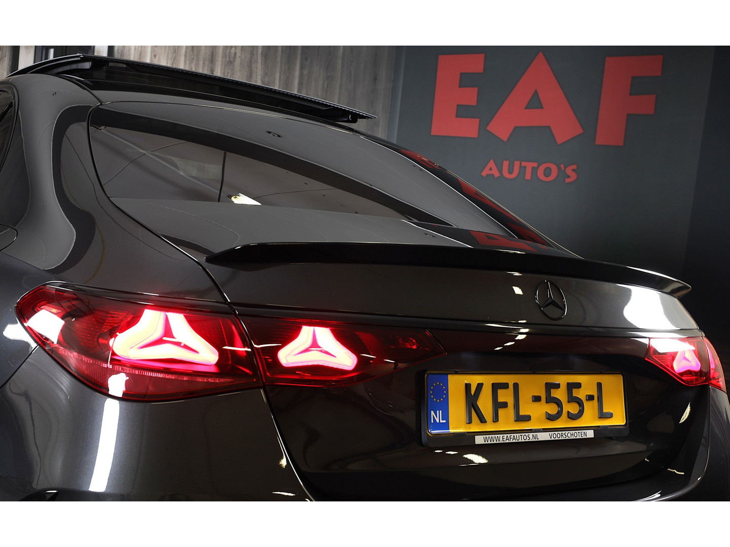 Mercedes-Benz Mercedes-Benz