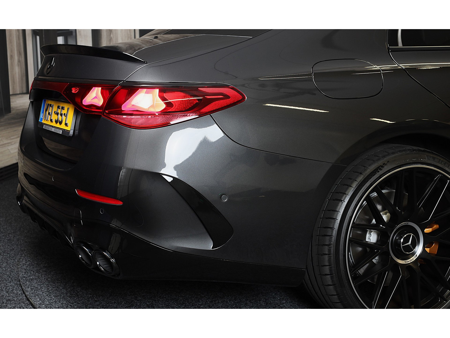 Mercedes-Benz Mercedes-Benz