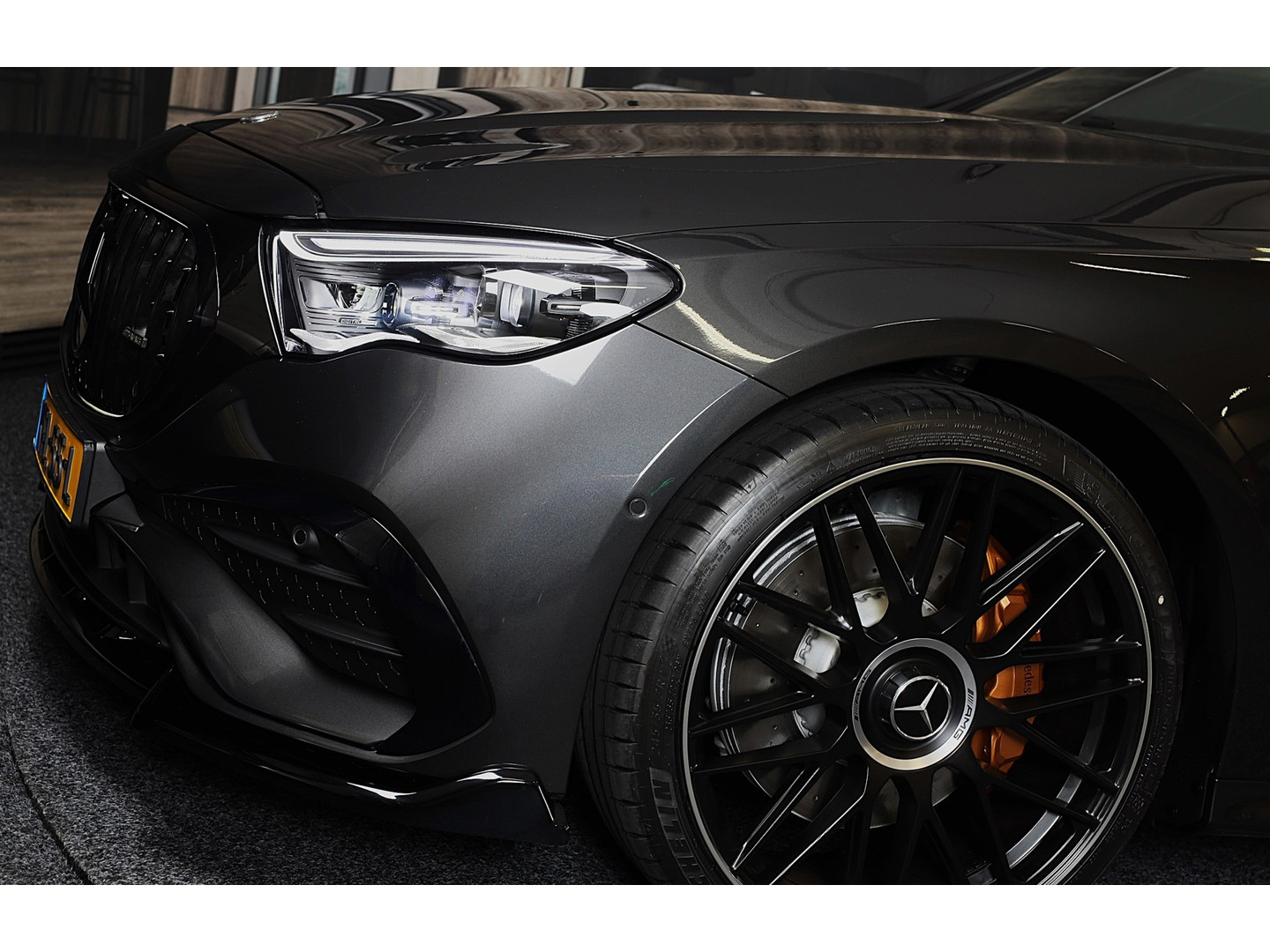 Mercedes-Benz Mercedes-Benz