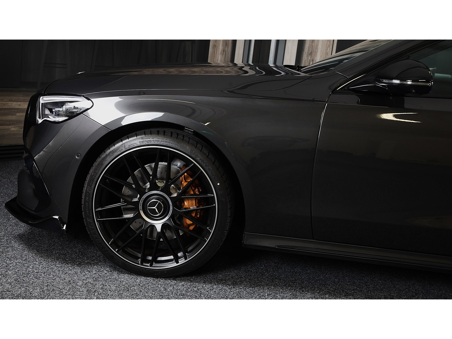 Mercedes-Benz Mercedes-Benz