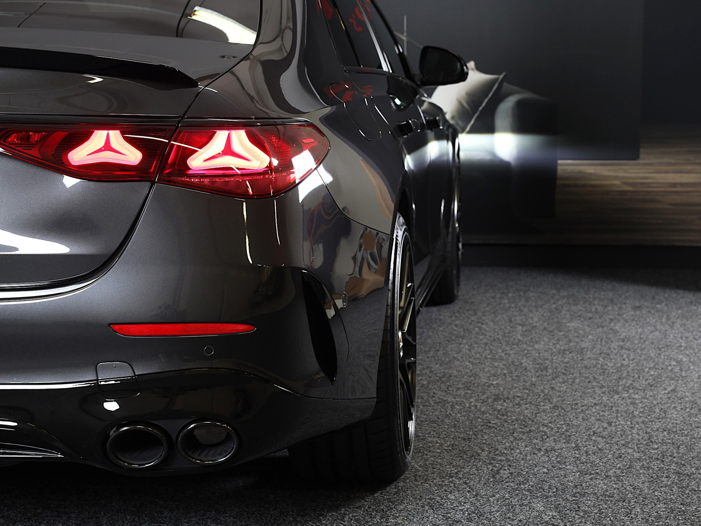 Mercedes-Benz Mercedes-Benz