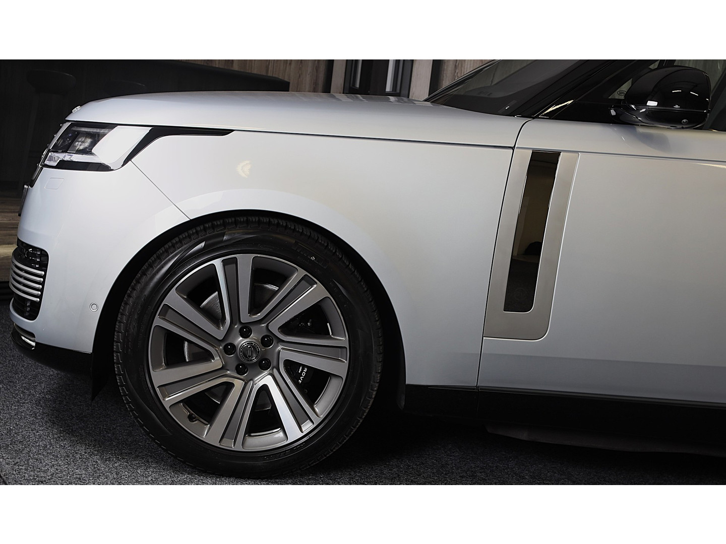 Land Rover
