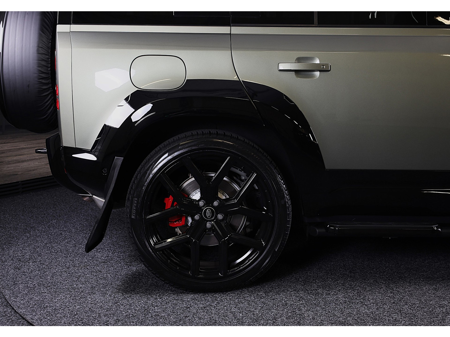 Land Rover