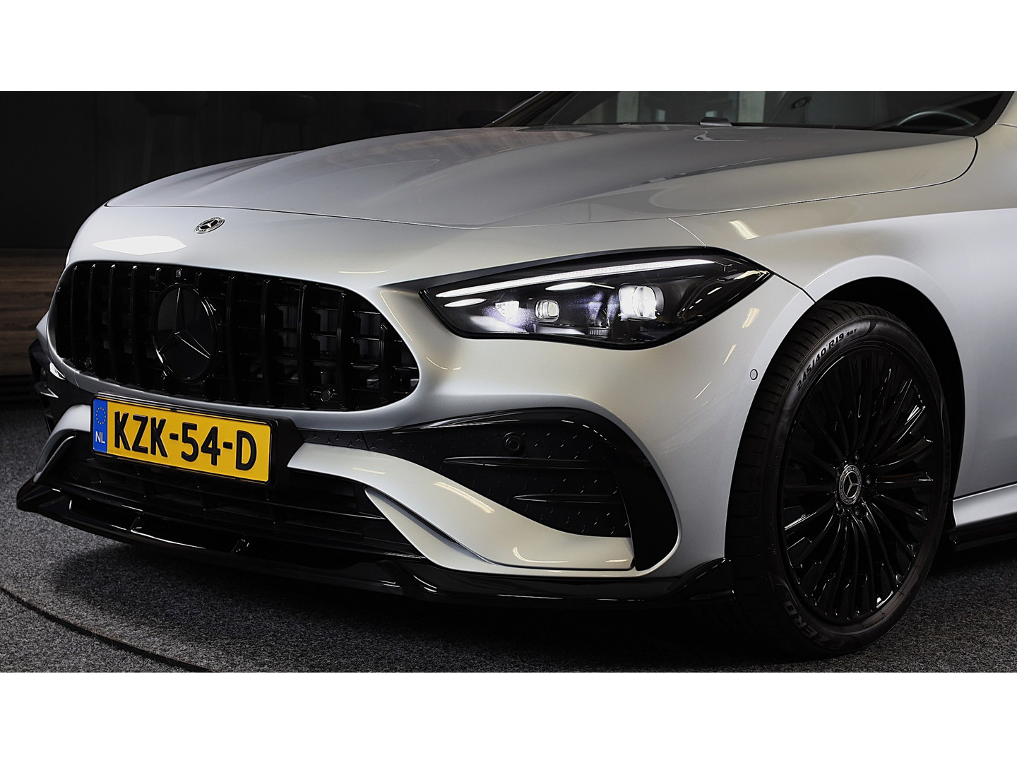 Mercedes-Benz