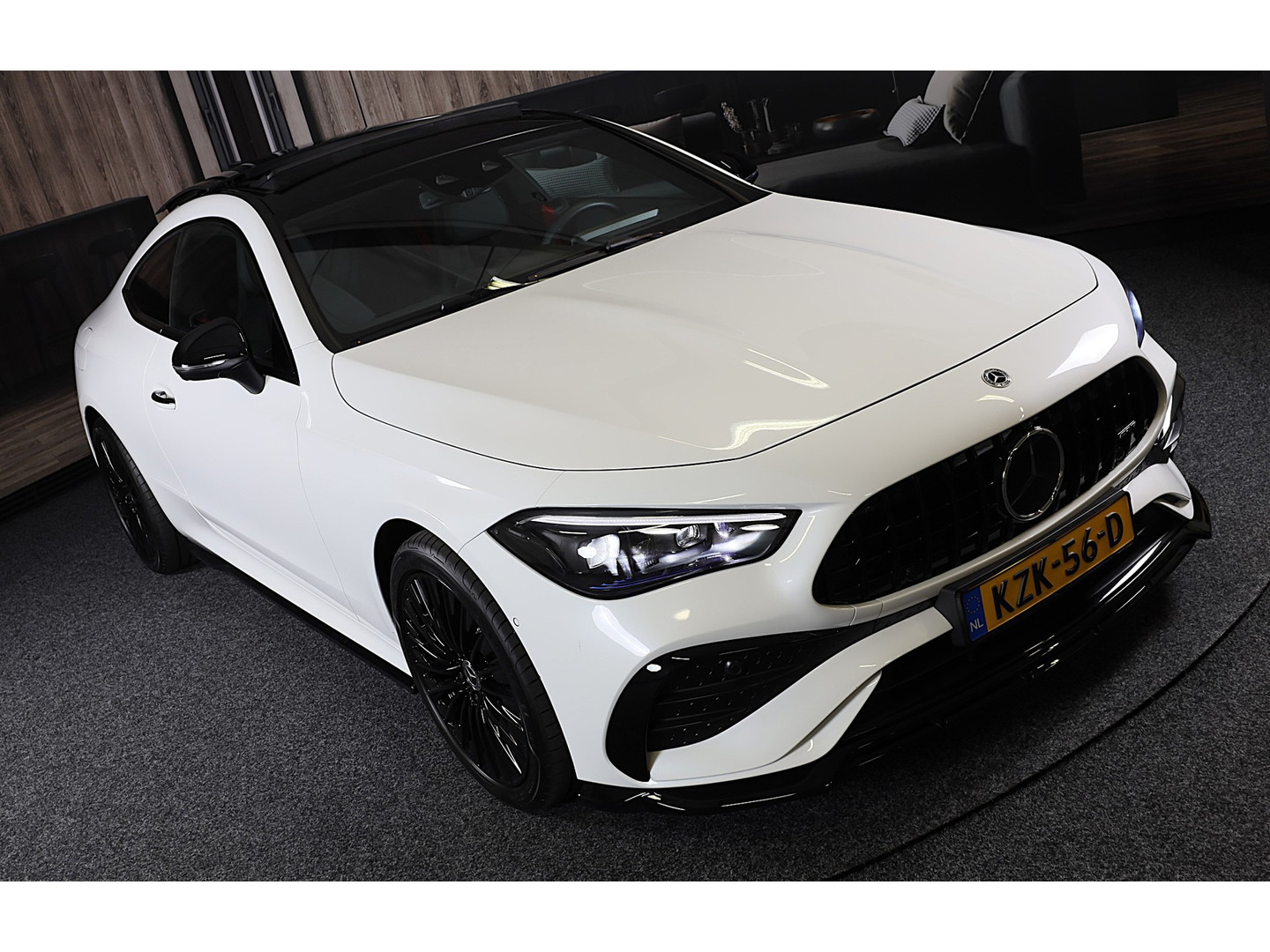 Mercedes-Benz