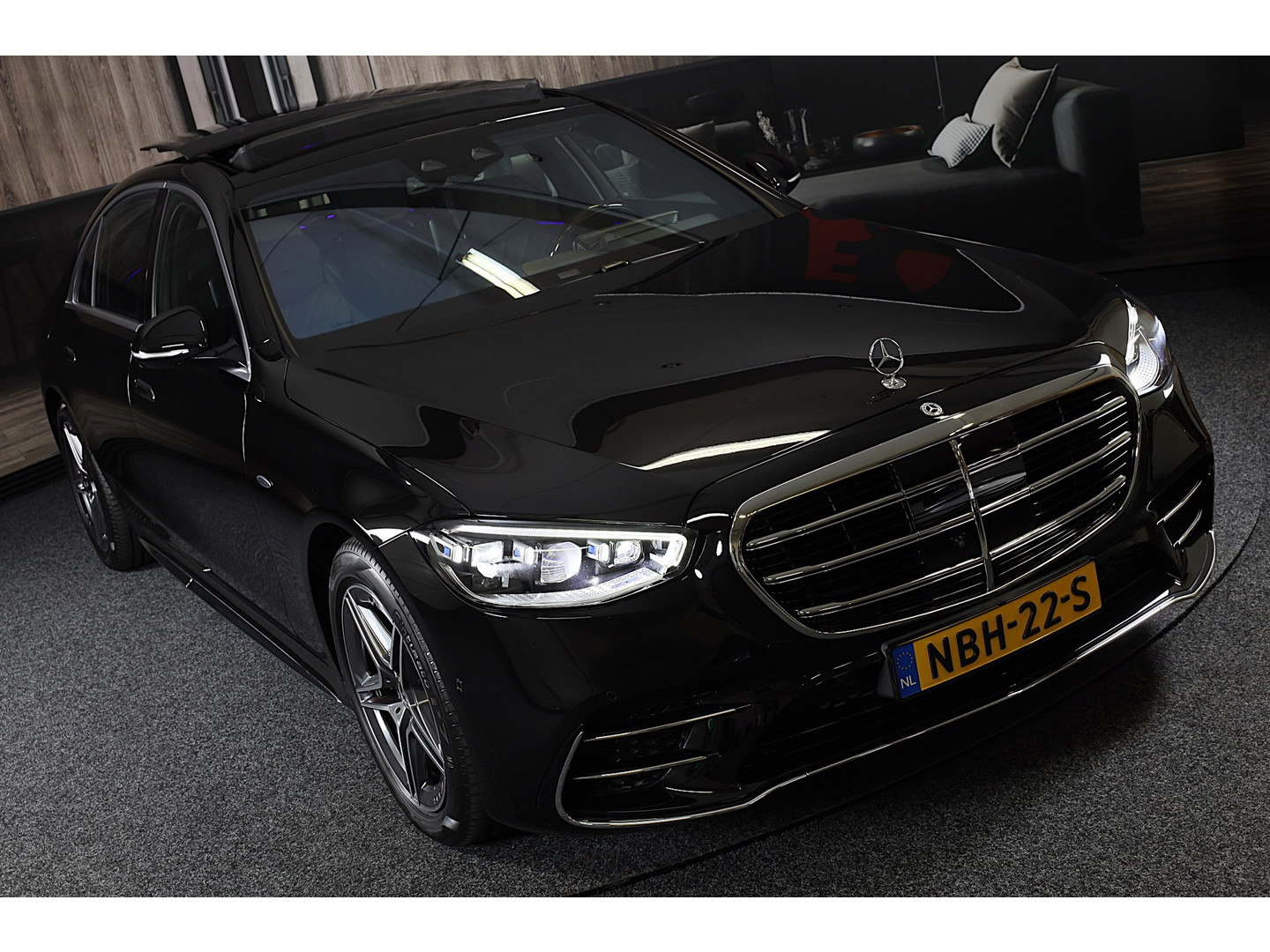 Mercedes-Benz