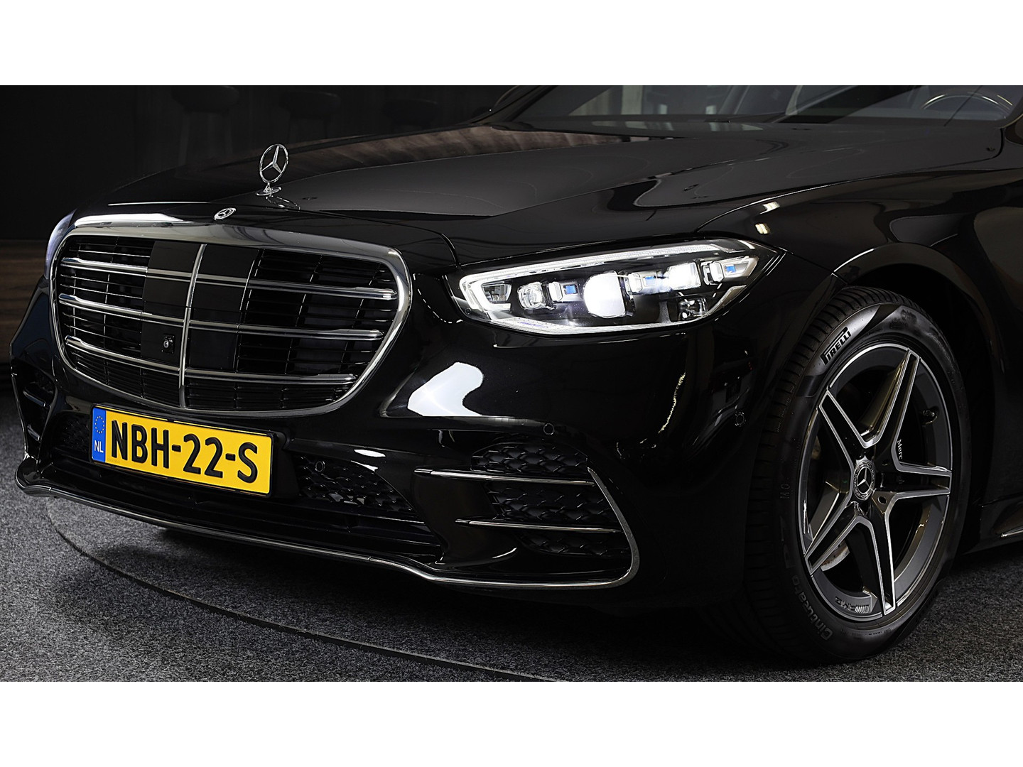 Mercedes-Benz