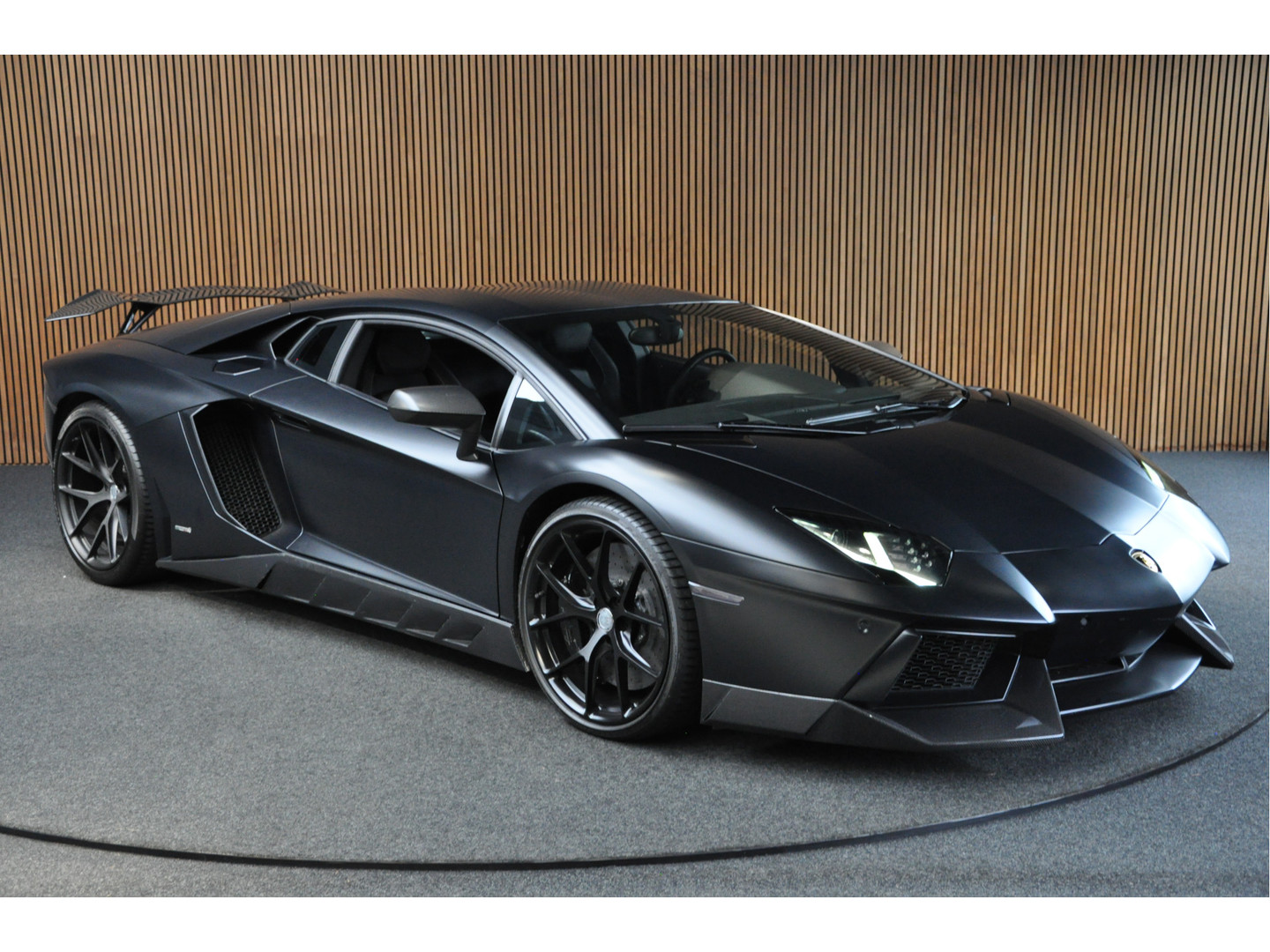 Lamborghini Lamborghini