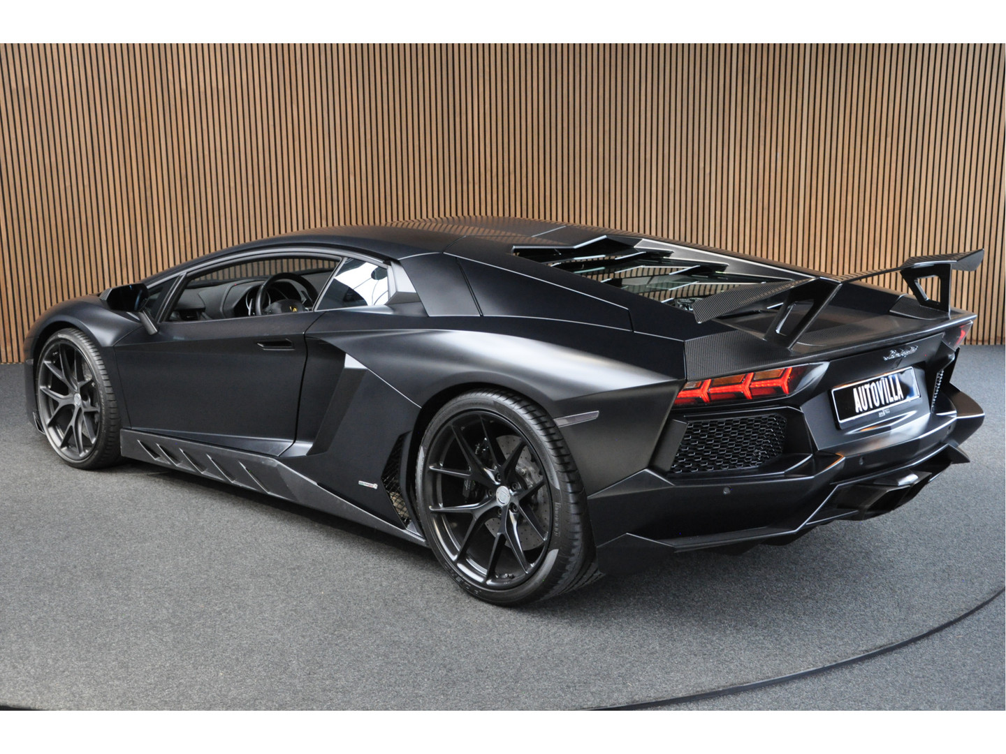 Lamborghini Lamborghini