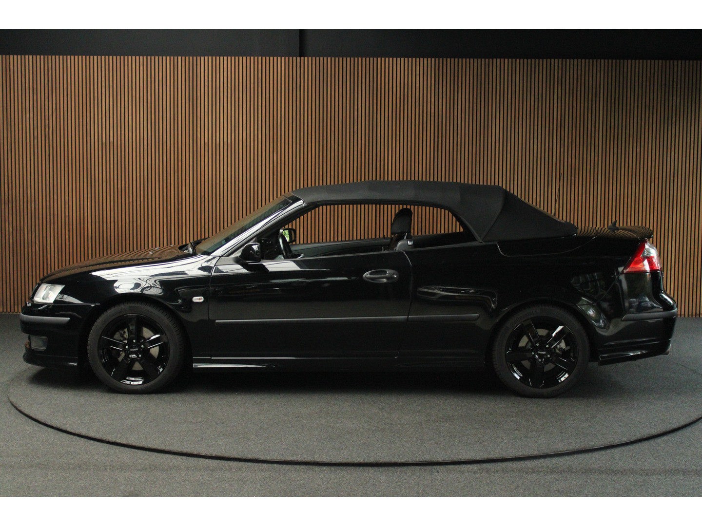 Saab