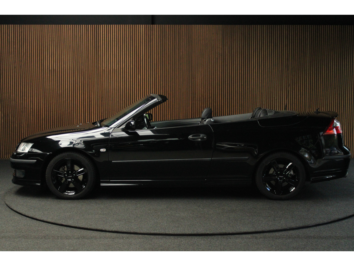 Saab