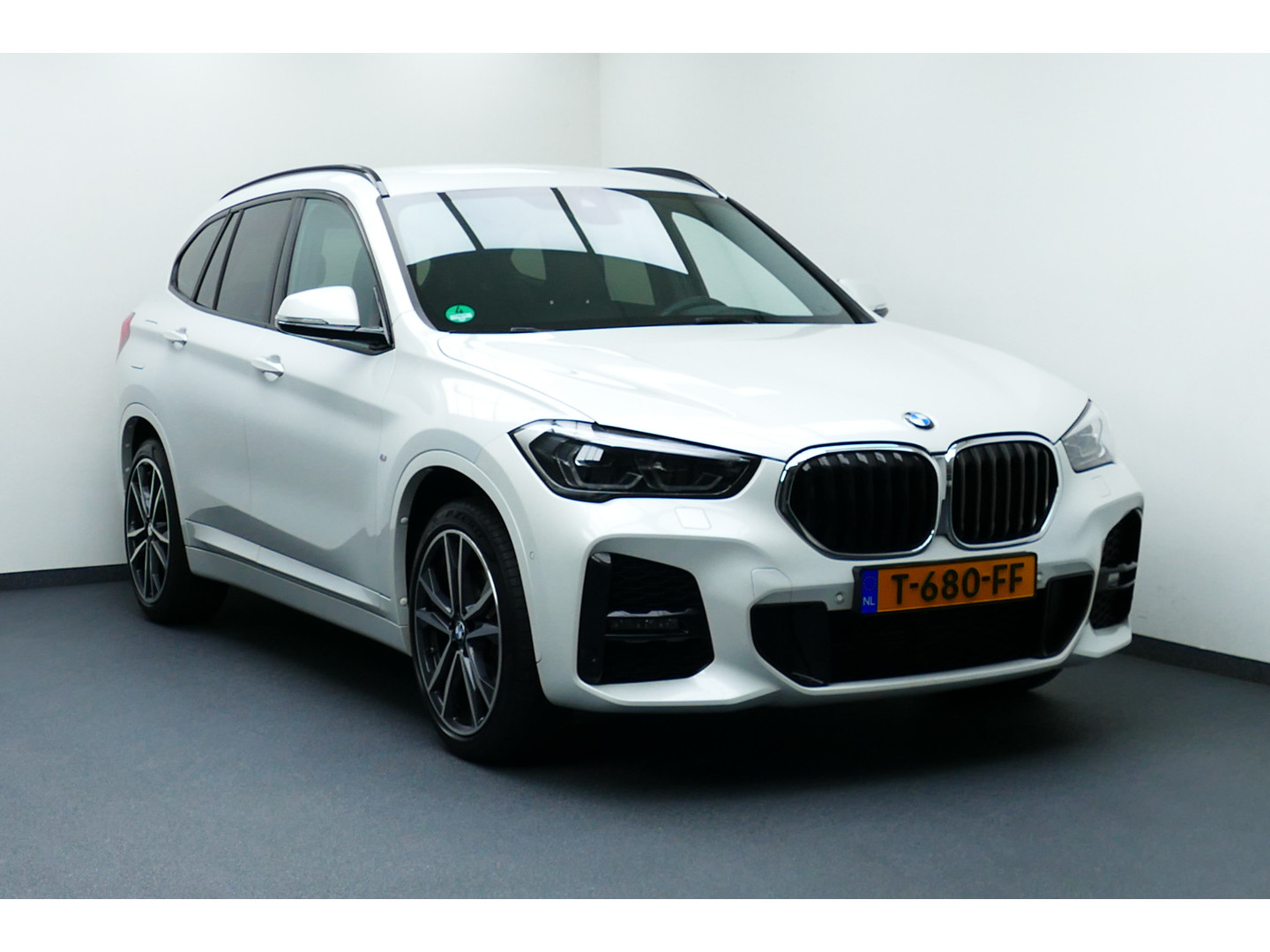 BMW BMW
