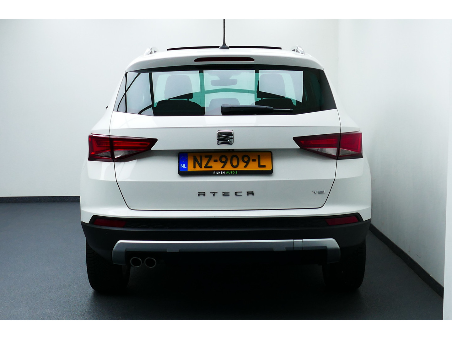 SEAT