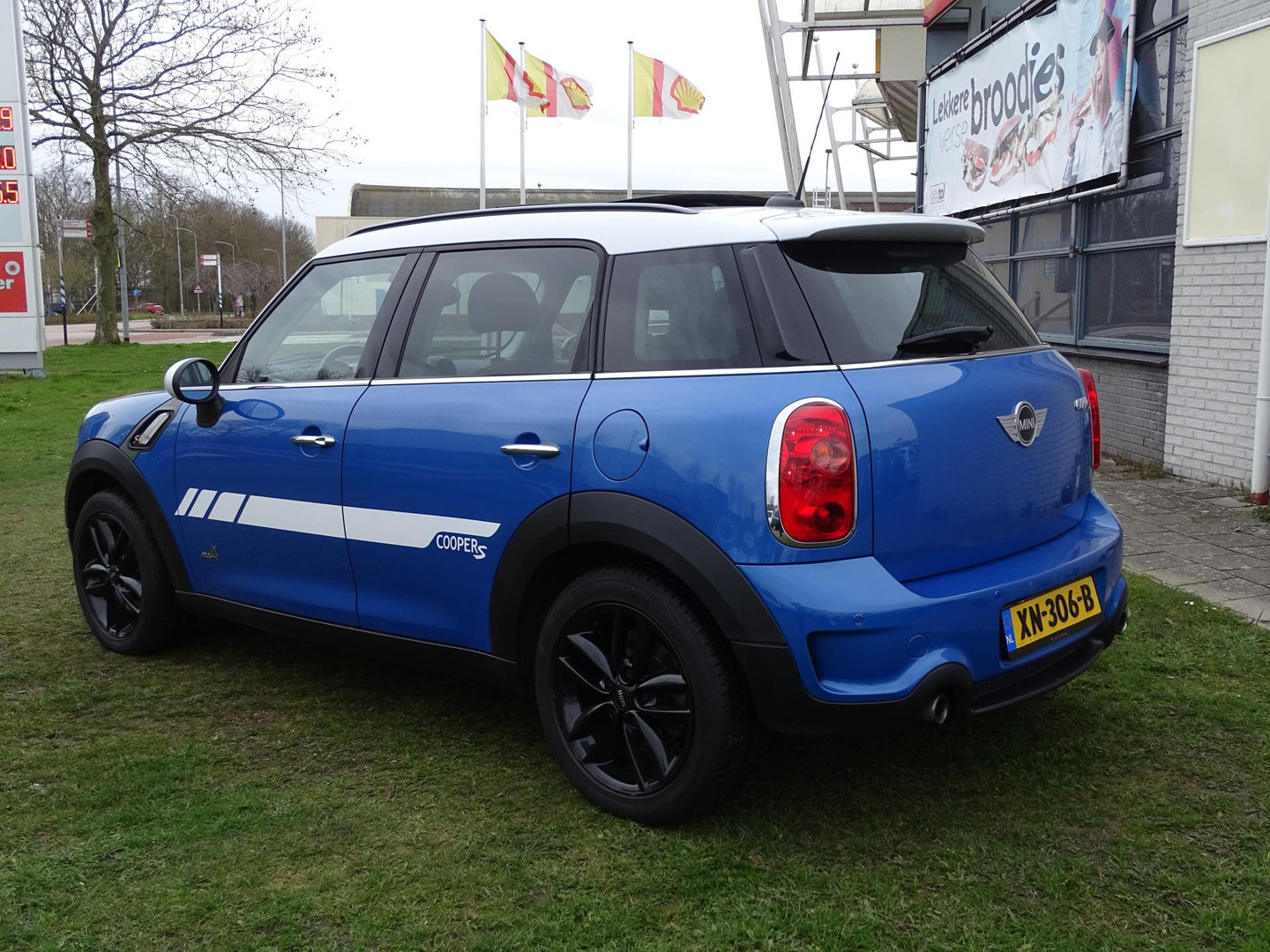 MINI