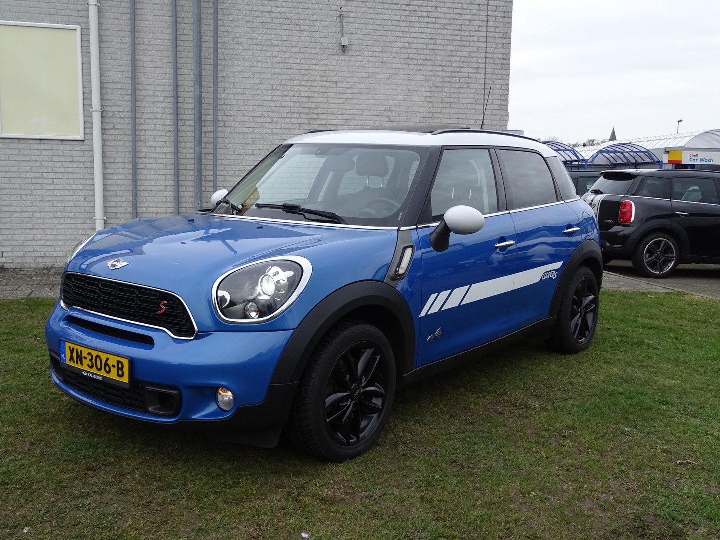 MINI