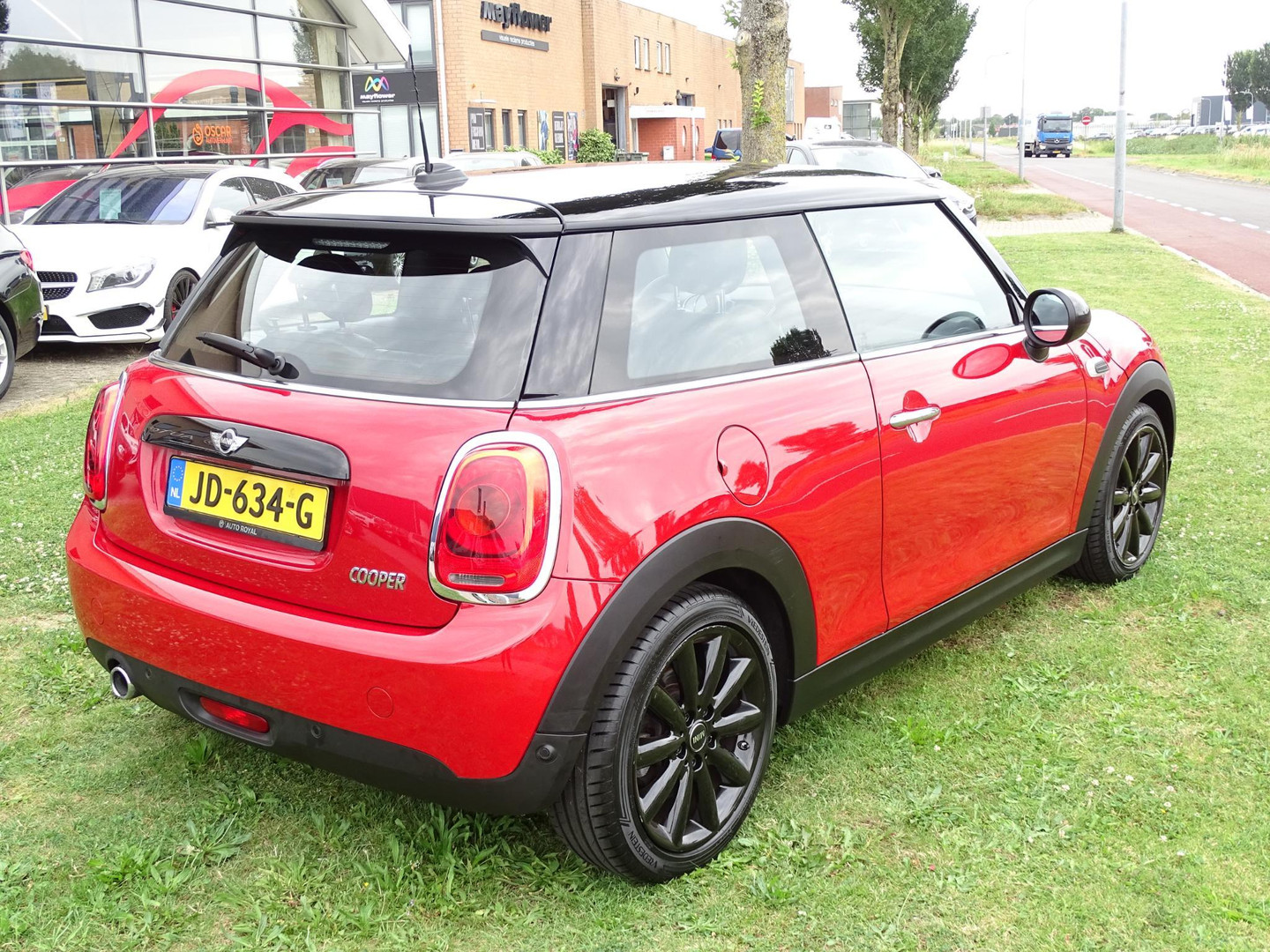 MINI