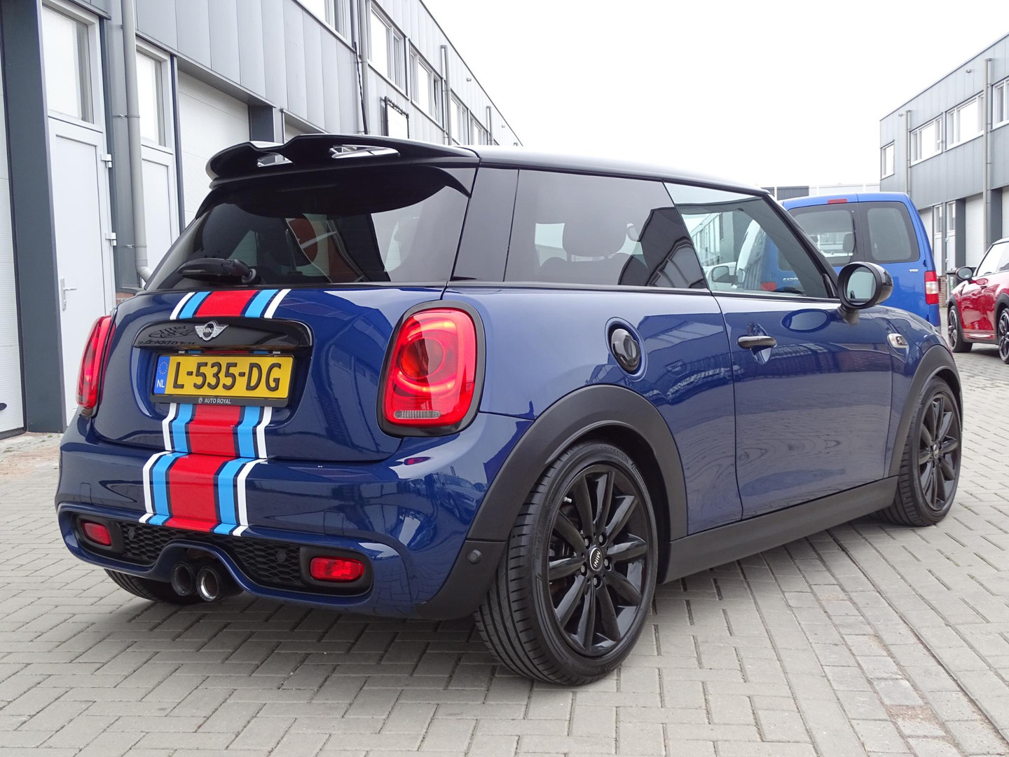 MINI