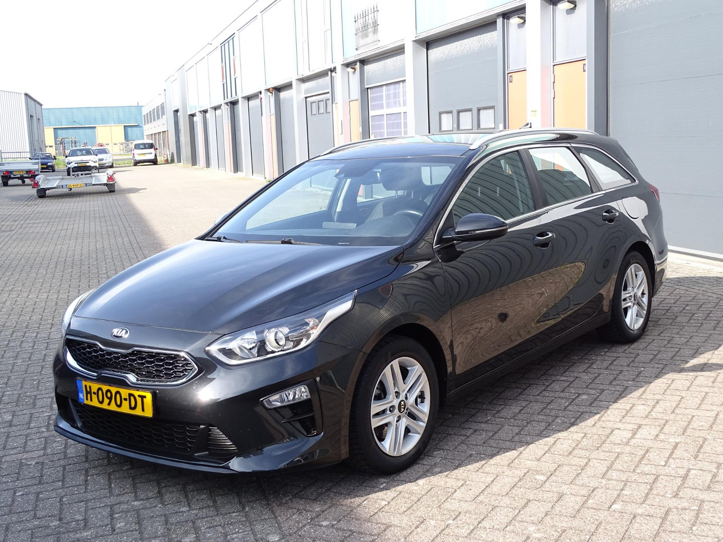 Kia